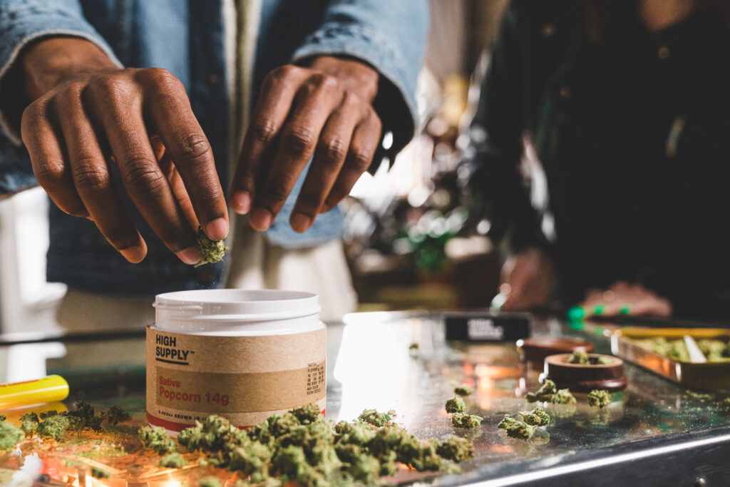 4 Ways to Find Recreational Marijuana Near Me Today